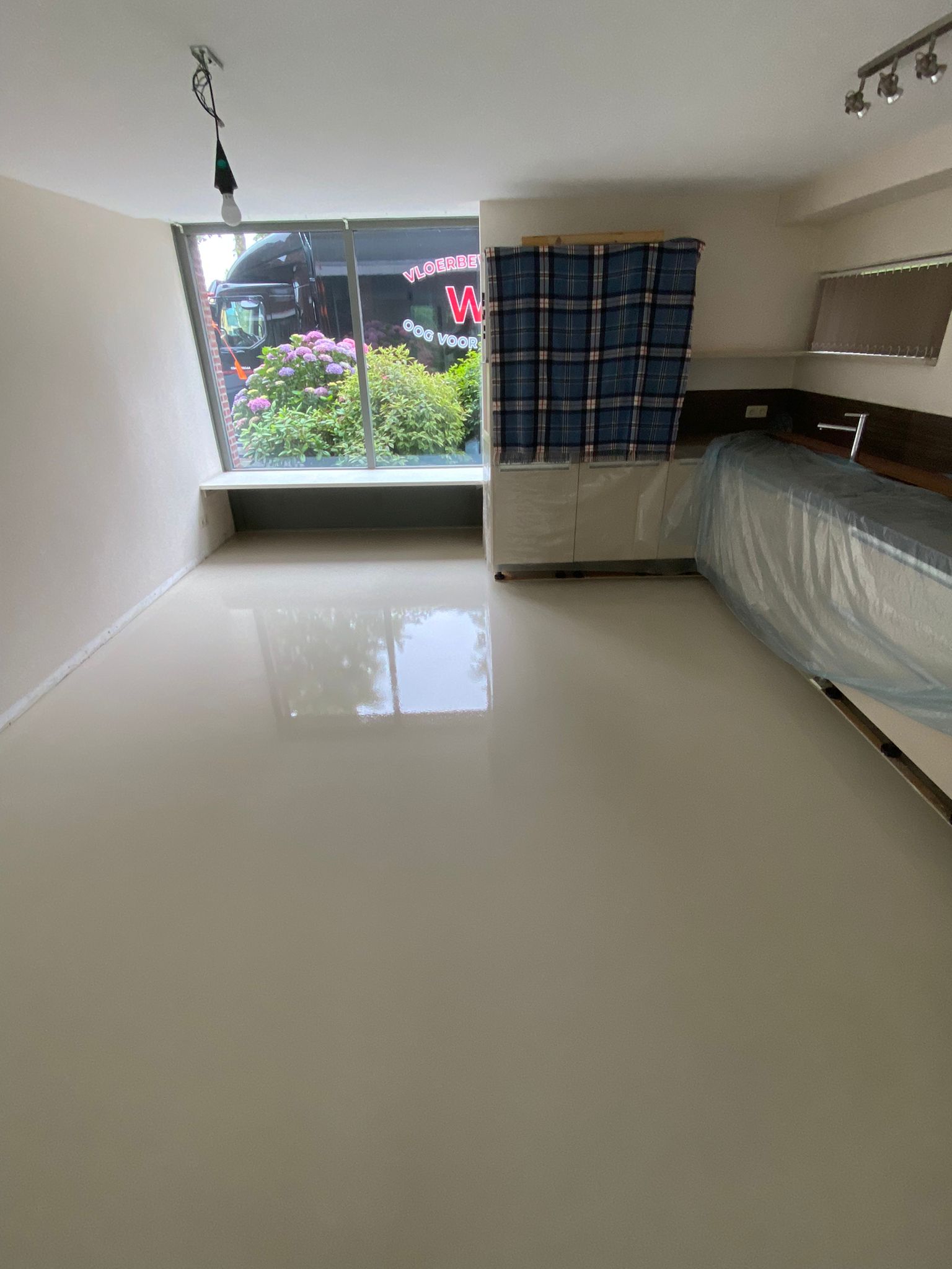 Betonvloer egaliseren