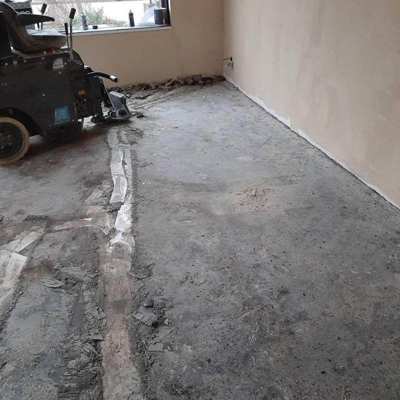 Egaline lijmresten verwijderen